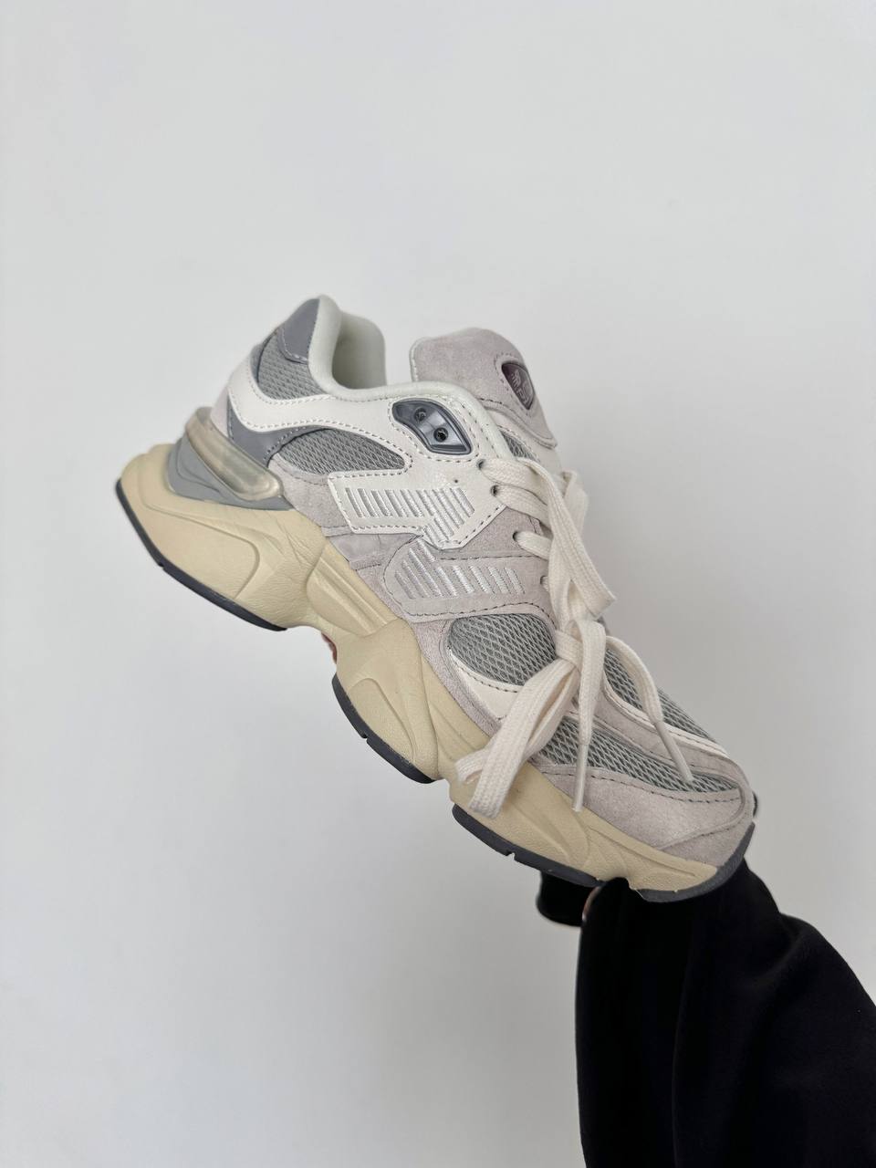 NEW BALANCE 9060 « BEIGE / BLUE »