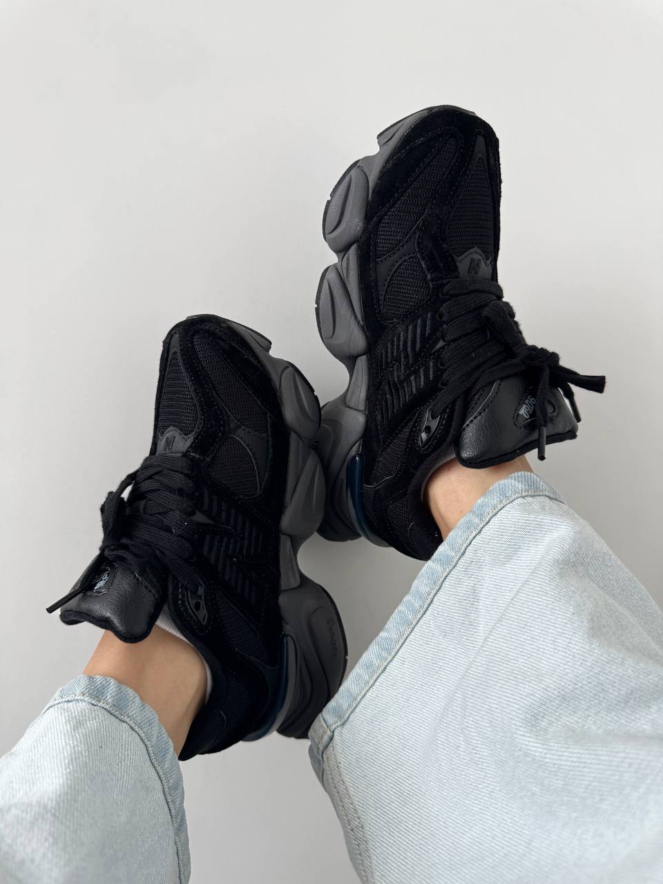 NEW BALANCE 9060 “FULL BLACK” premium