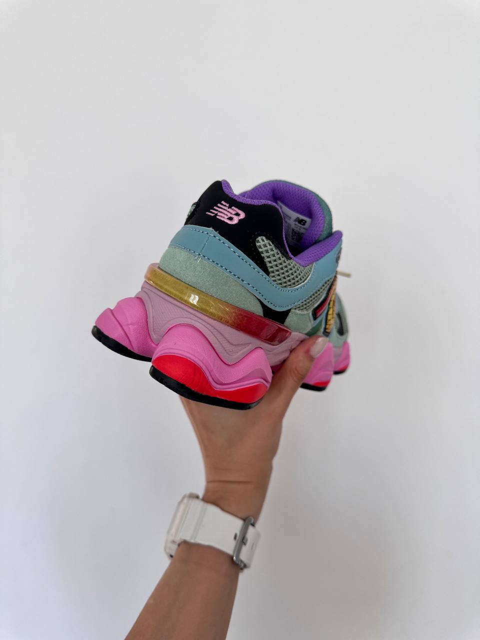 NEW BALANCE 9060 « SAGE LEAF / NEO FLAME » premium