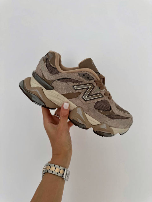 NEW BALANCE  9060 “MUSHROOM BROWN” premium